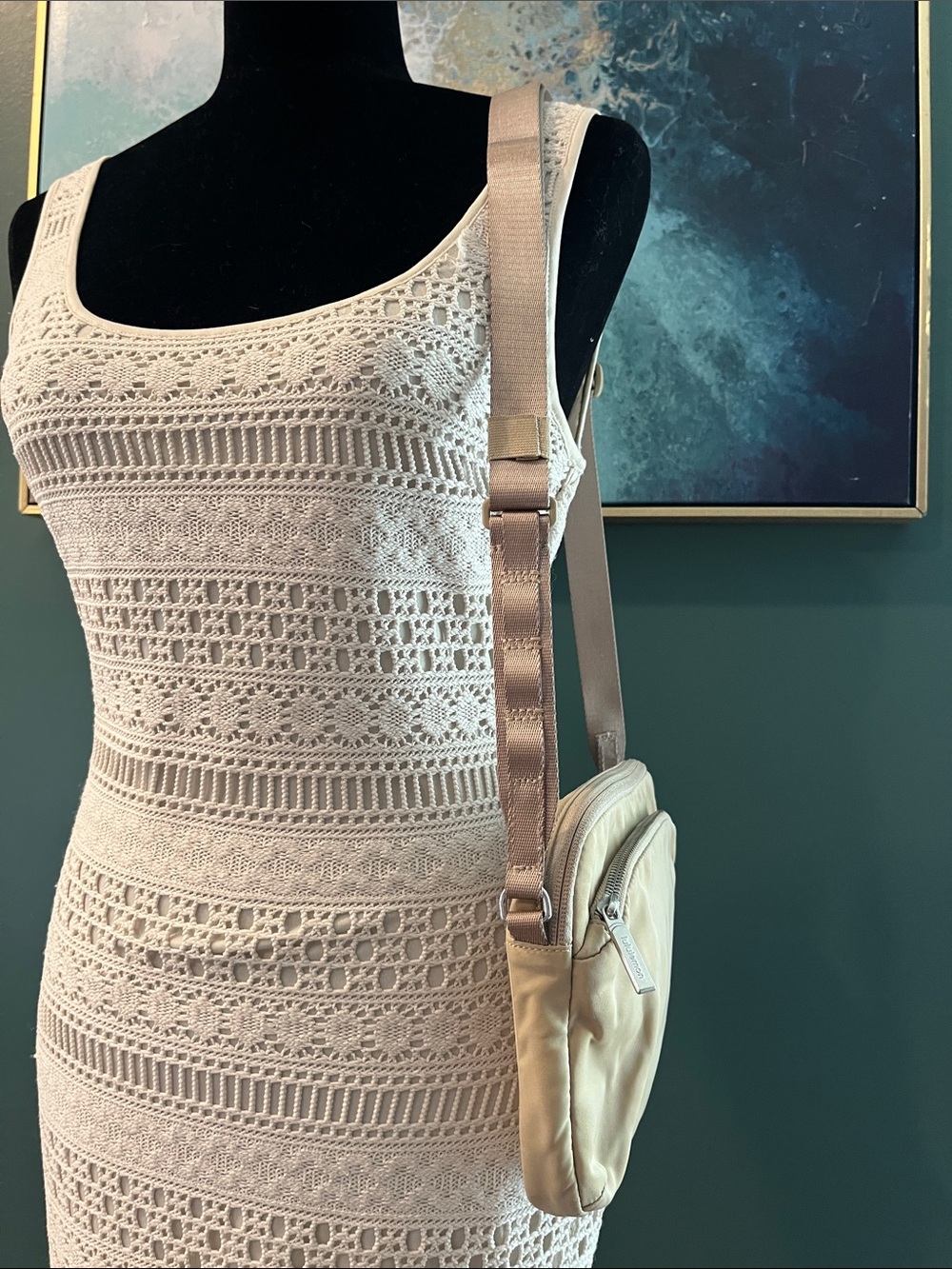 Lululemon Crossbody Shoulder Bag - Picture 2 of 10
